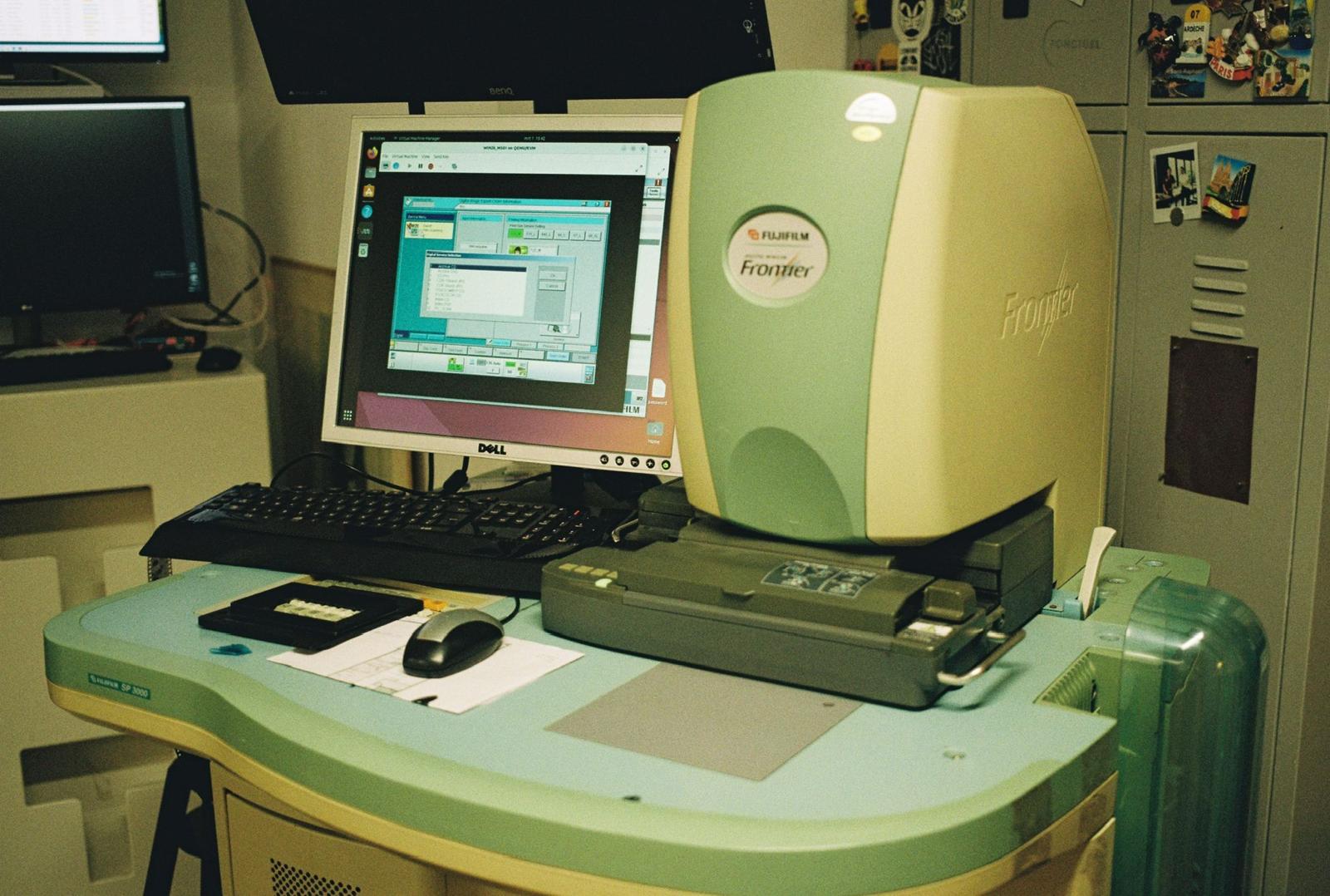 SP3000 plug-and-play virtualisation kit — the scanner's control software running on a fully configured host PC